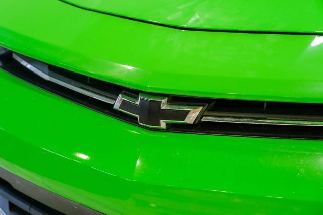 Used 2017 Chevrolet Camaro LT RWD image 56
