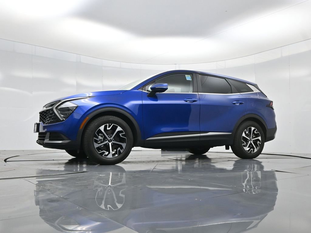 Certified 2024 Kia Sportage EX FWD image 6