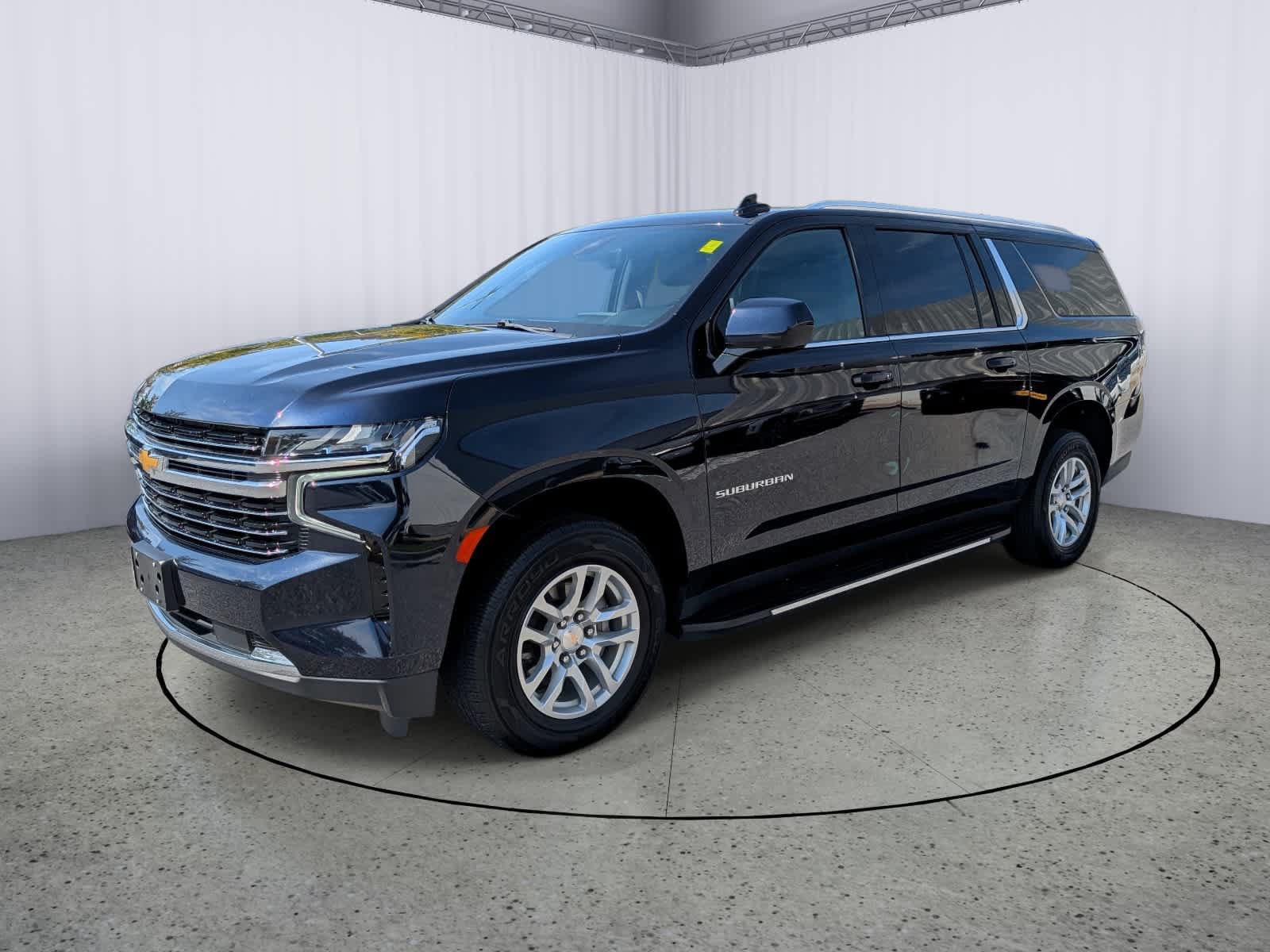 Certified 2023 Chevrolet Suburban LT AWD/4WD image 7