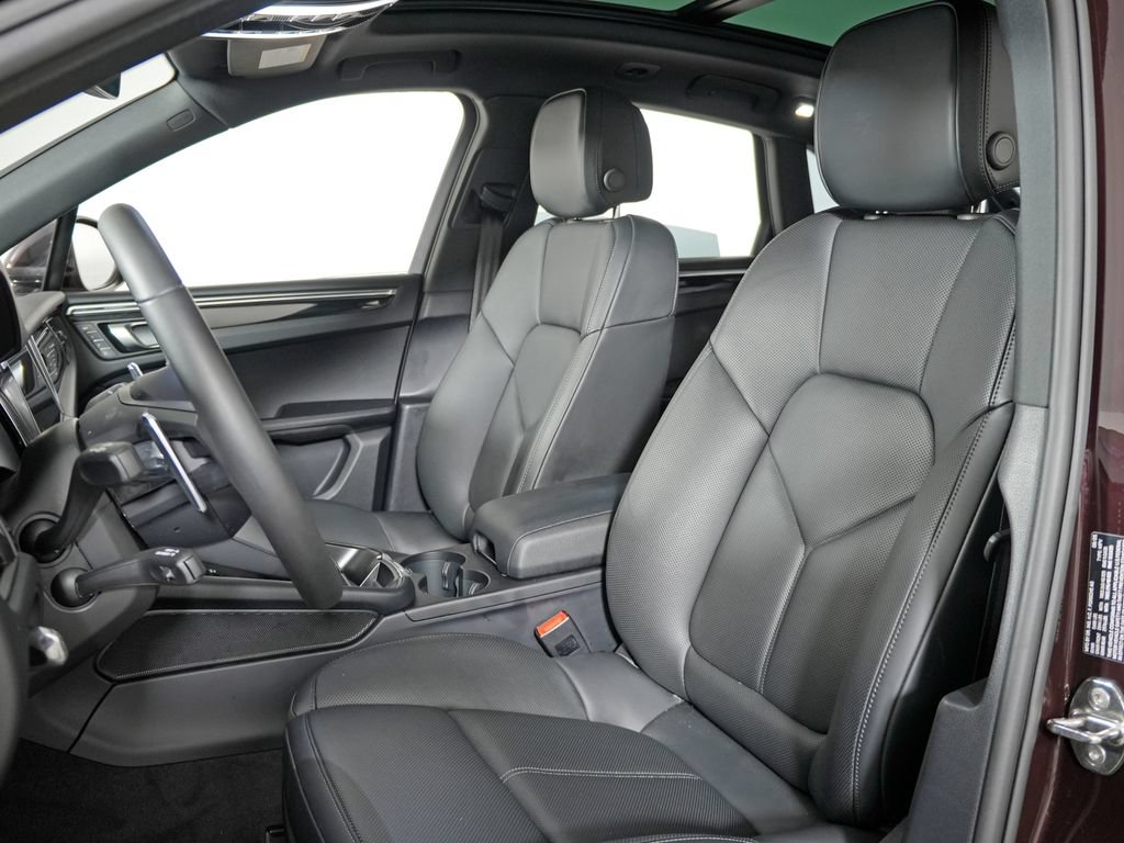 Used 2026 Porsche Macan S AWD/4WD image 5