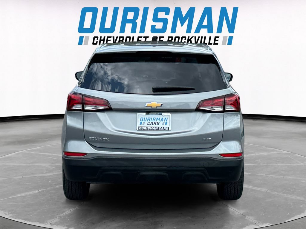 Used 2023 Chevrolet Equinox LS w/ LS Convenience Package AWD/4WD image 5