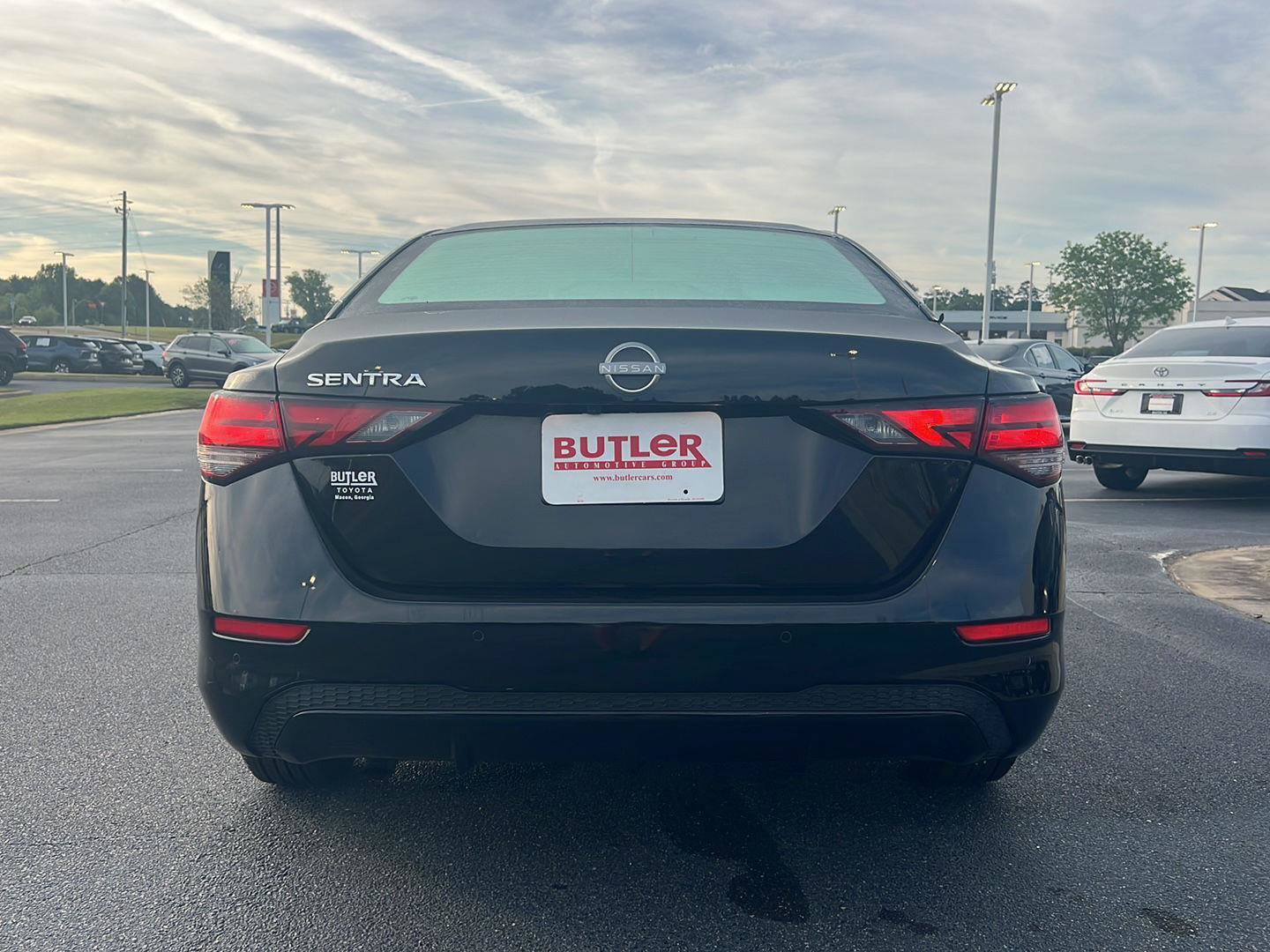Used 2024 Nissan Sentra S image 5