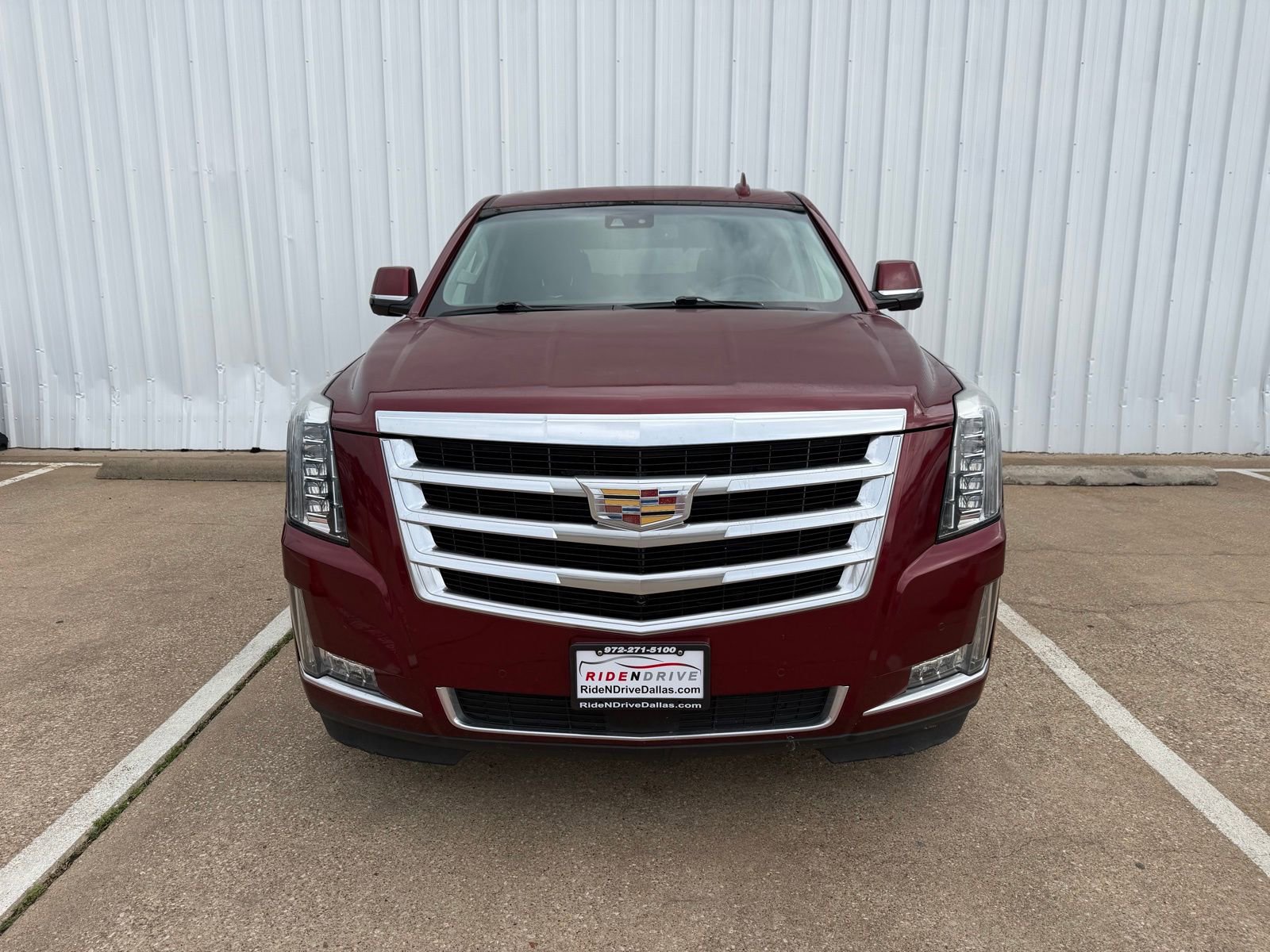 Used 2016 Cadillac Escalade Premium AWD/4WD image 10