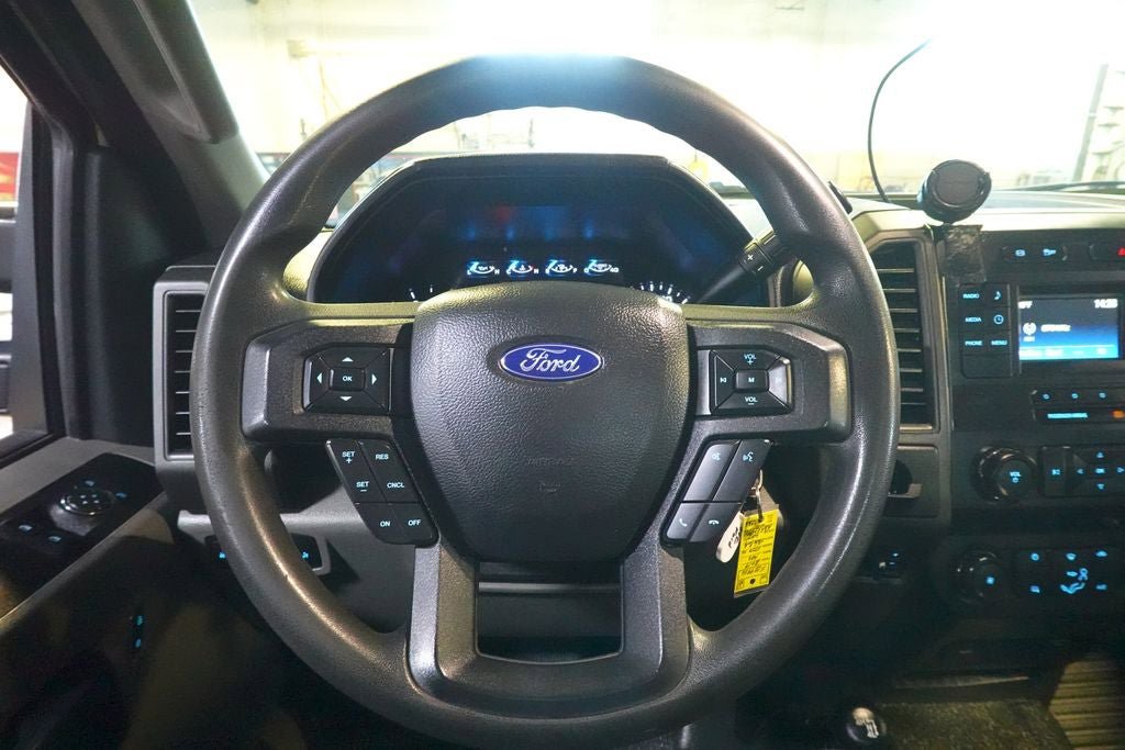 Used 2019 Ford F550 4x4 Regular Cab Super Duty image 17