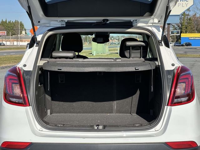 Used 2018 Buick Encore Preferred image 12