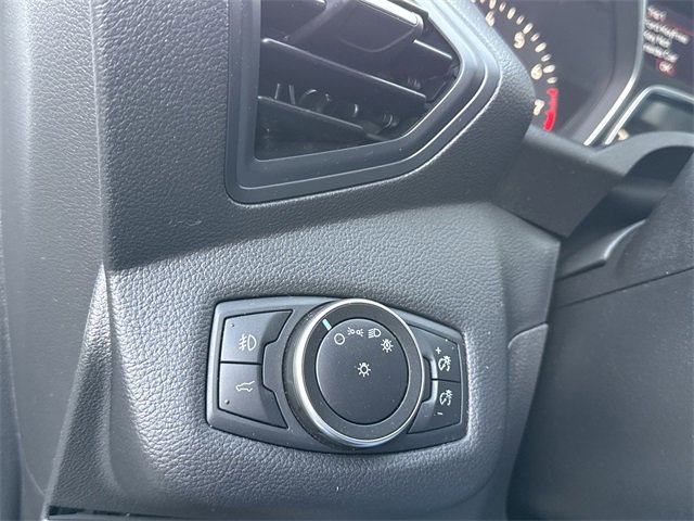 Used 2019 Ford Escape SEL image 23