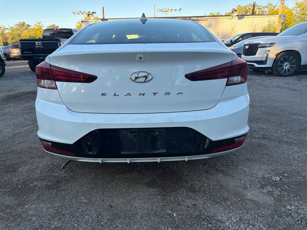 Used 2019 Hyundai Elantra SEL w/ Cargo Package FWD image 6
