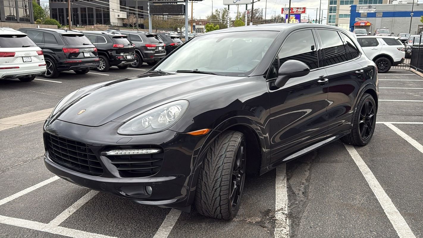 Used 2013 Porsche Cayenne GTS AWD/4WD image 7