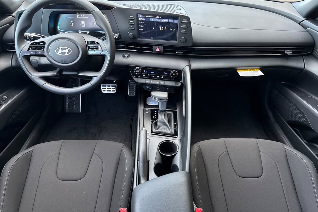 New 2026 Hyundai Elantra Sport image 10