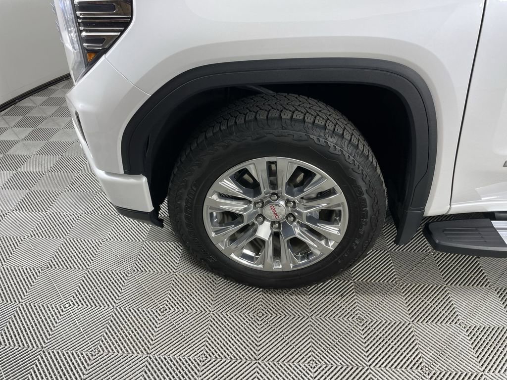 Used 2025 GMC Sierra 1500 Denali w/ Technology Package image 32