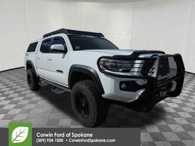 Used 2019 Toyota Tacoma TRD Off-Road w/ Technology Package image 1