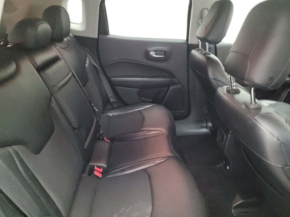Used 2018 Jeep Compass Altitude w/ Popular Equipment Group image 19