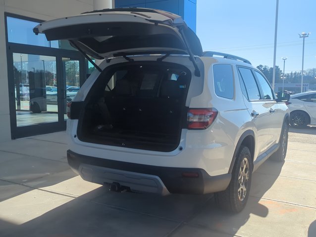 New 2025 Honda Pilot TrailSport video 2