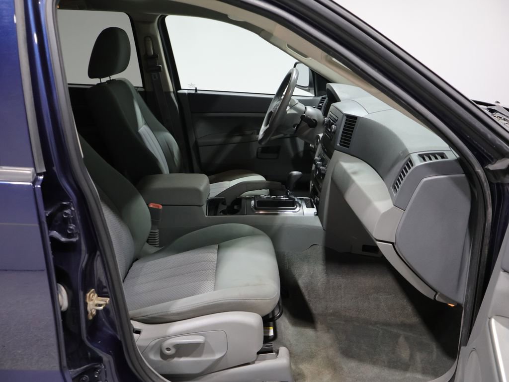 Used 2006 Jeep Grand Cherokee Laredo AWD/4WD image 21
