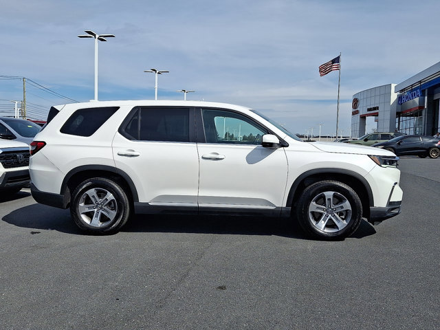 Certified 2025 Honda Pilot EX-L image 7