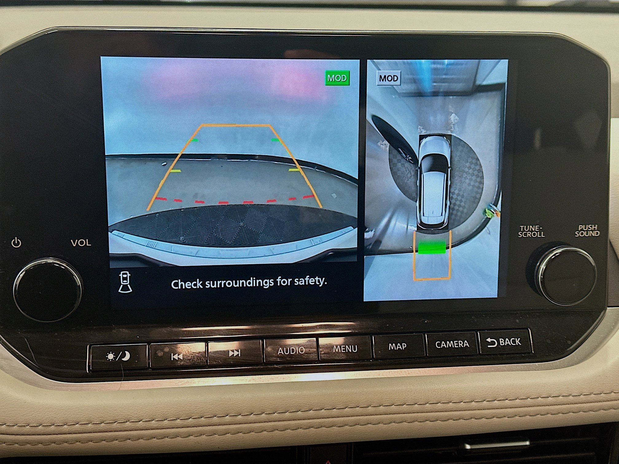 Used 2023 Nissan Rogue SL w/ SL Premium Package image 23