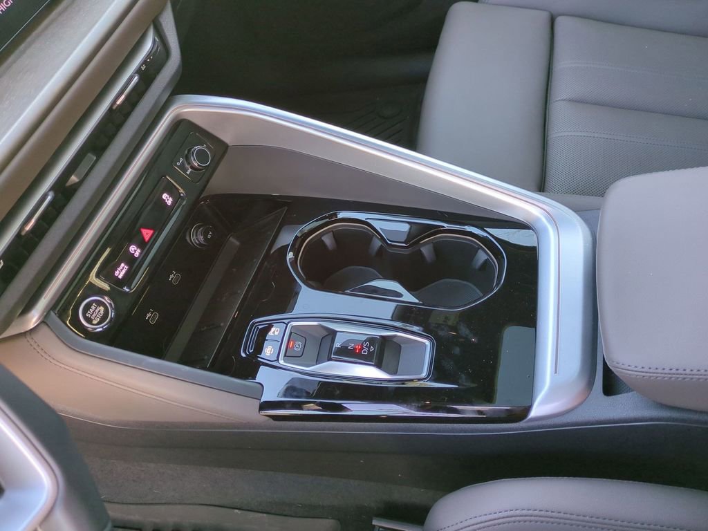 Certified 2025 Audi Q5 Premium Plus image 15