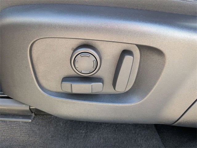 Used 2024 Land Rover Discovery Sport Dynamic SE image 13