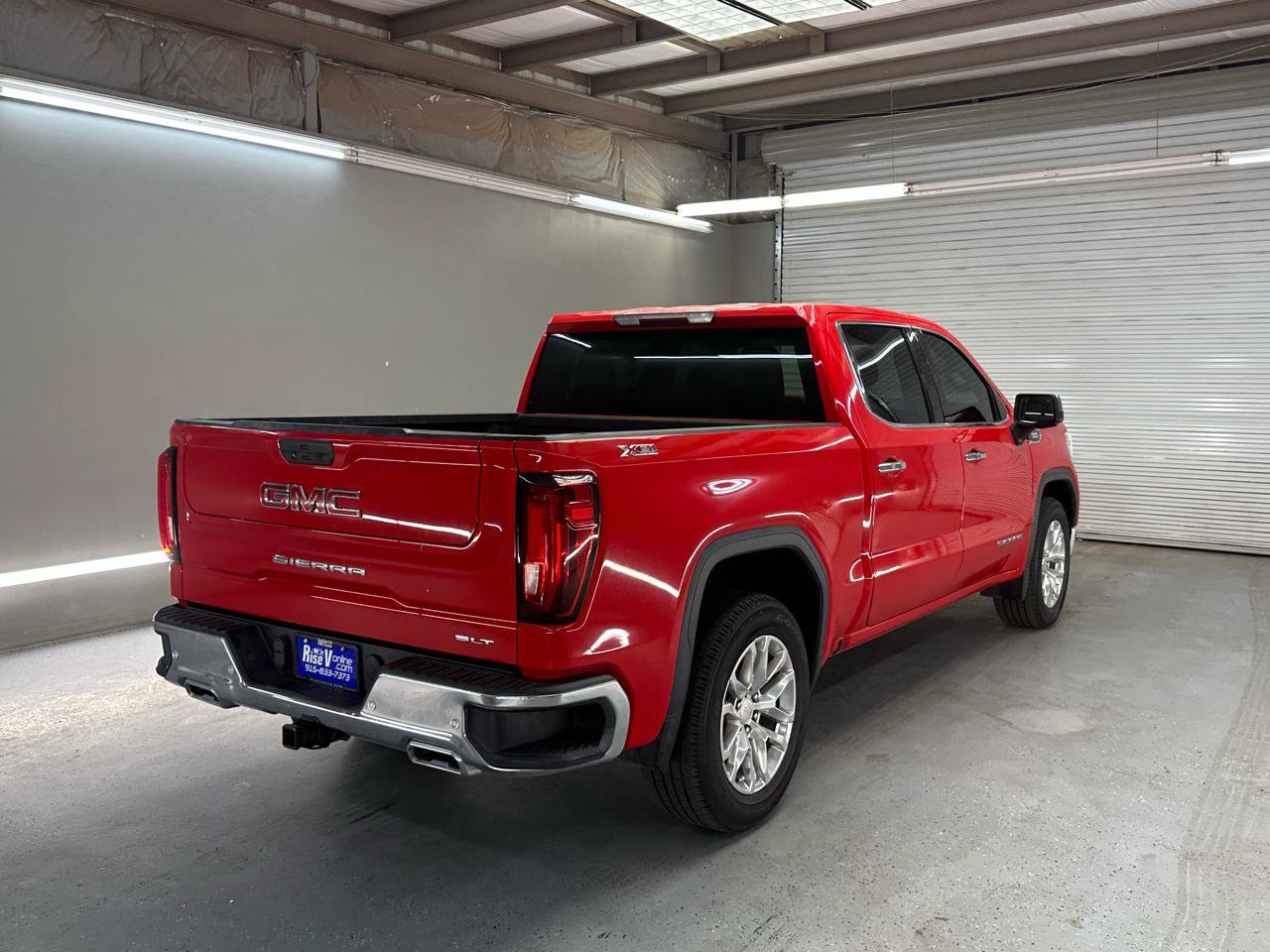 Used 2022 GMC Sierra 1500 SLT AWD/4WD image 10