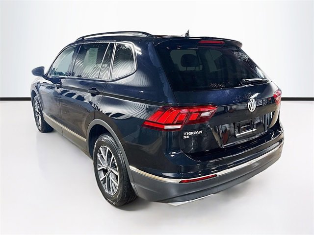 Used 2020 Volkswagen Tiguan SE w/ Panoramic Sunroof Package image 5