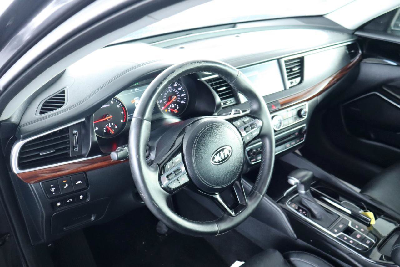 Used 2017 Kia Cadenza Technology FWD image 15