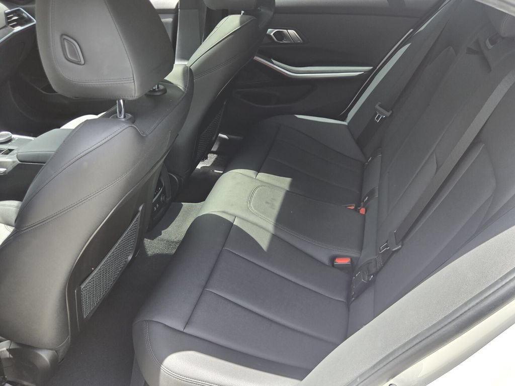 Used 2020 BMW 330i Sedan RWD image 11