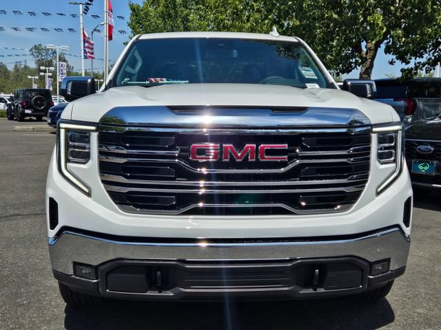 New 2026 GMC Sierra 1500 SLT AWD/4WD image 2