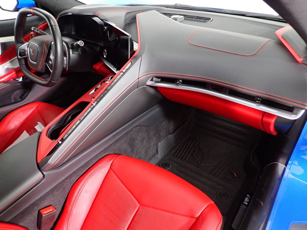 Used 2022 Chevrolet Corvette Stingray Premium Cpe w/ Z51 Performance Package RWD image 35