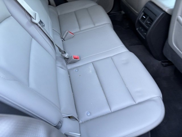 Used 2019 Cadillac XT4 Luxury w/ Cold Weather Package image 28