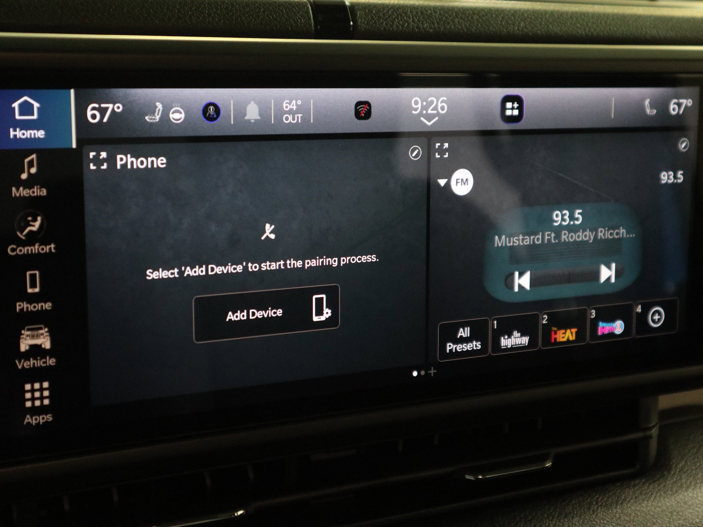 New 2025 Jeep Gladiator Sport AWD/4WD image 24