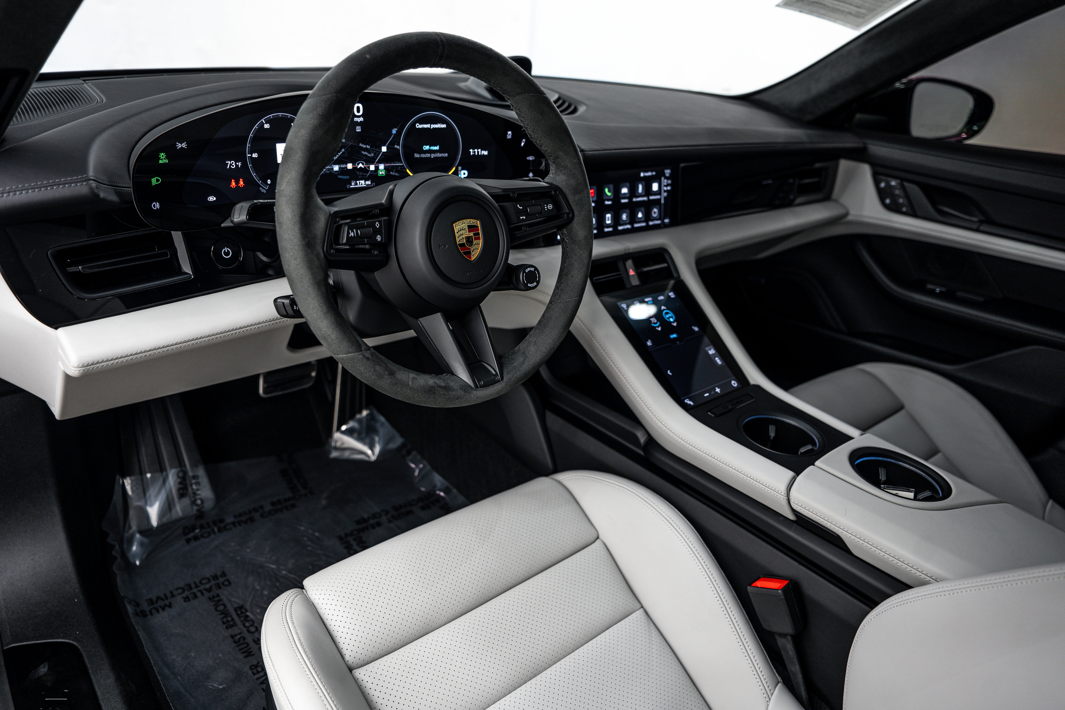 Certified 2024 Porsche Taycan GTS AWD/4WD image 4