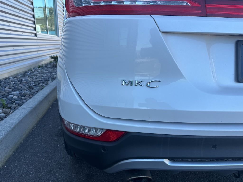 Used 2016 Lincoln MKC Reserve image 30