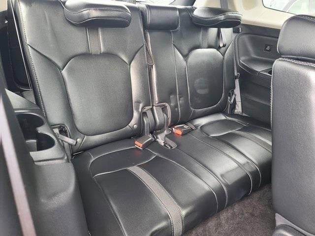 Used 2023 Honda Pilot Touring image 17