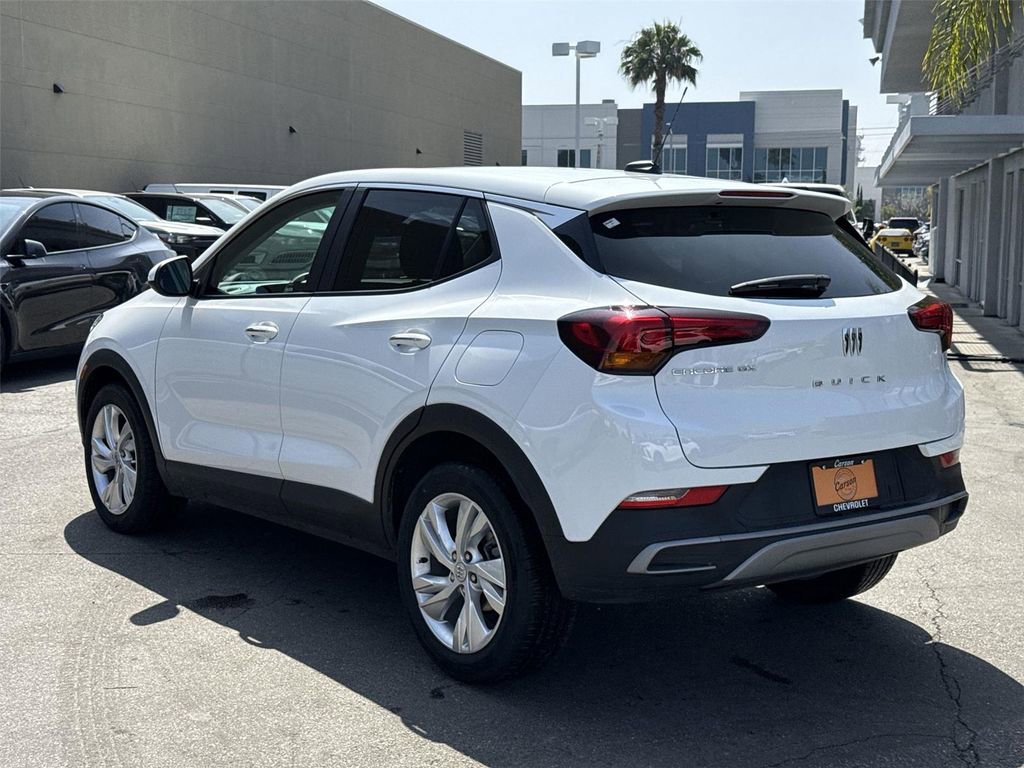 Used 2025 Buick Encore GX Preferred FWD image 5