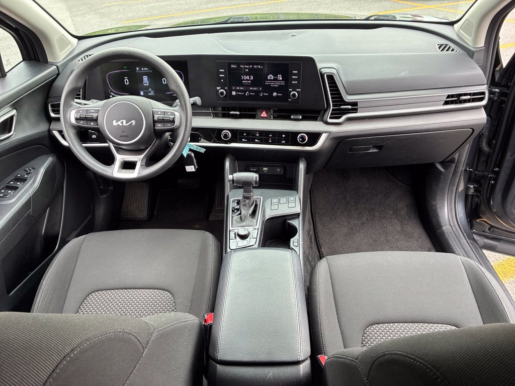 Used 2023 Kia Sportage LX AWD/4WD image 40