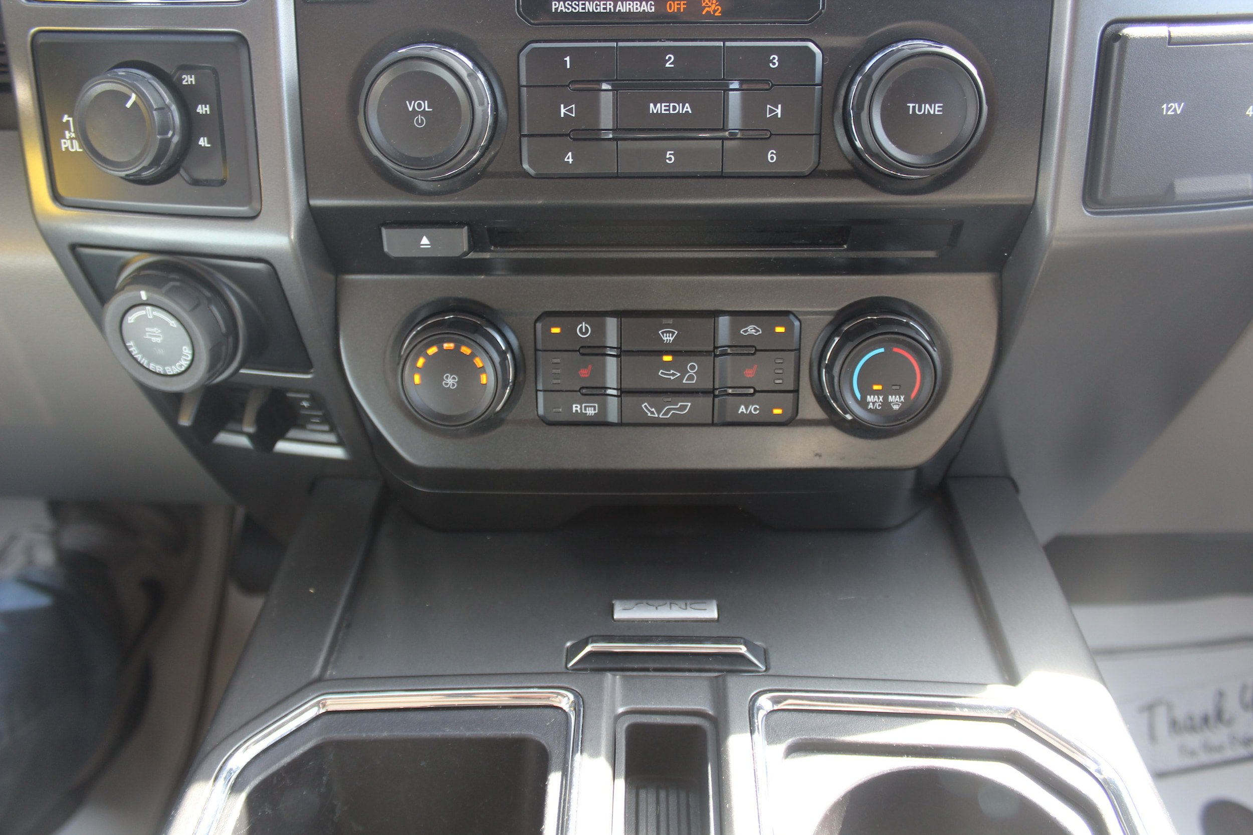 Used 2017 Ford F150 XLT w/ Equipment Group 302A Luxury AWD/4WD image 13