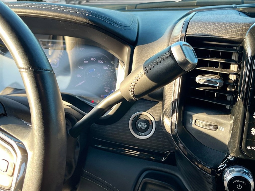 Used 2024 RAM 3500 Limited image 17