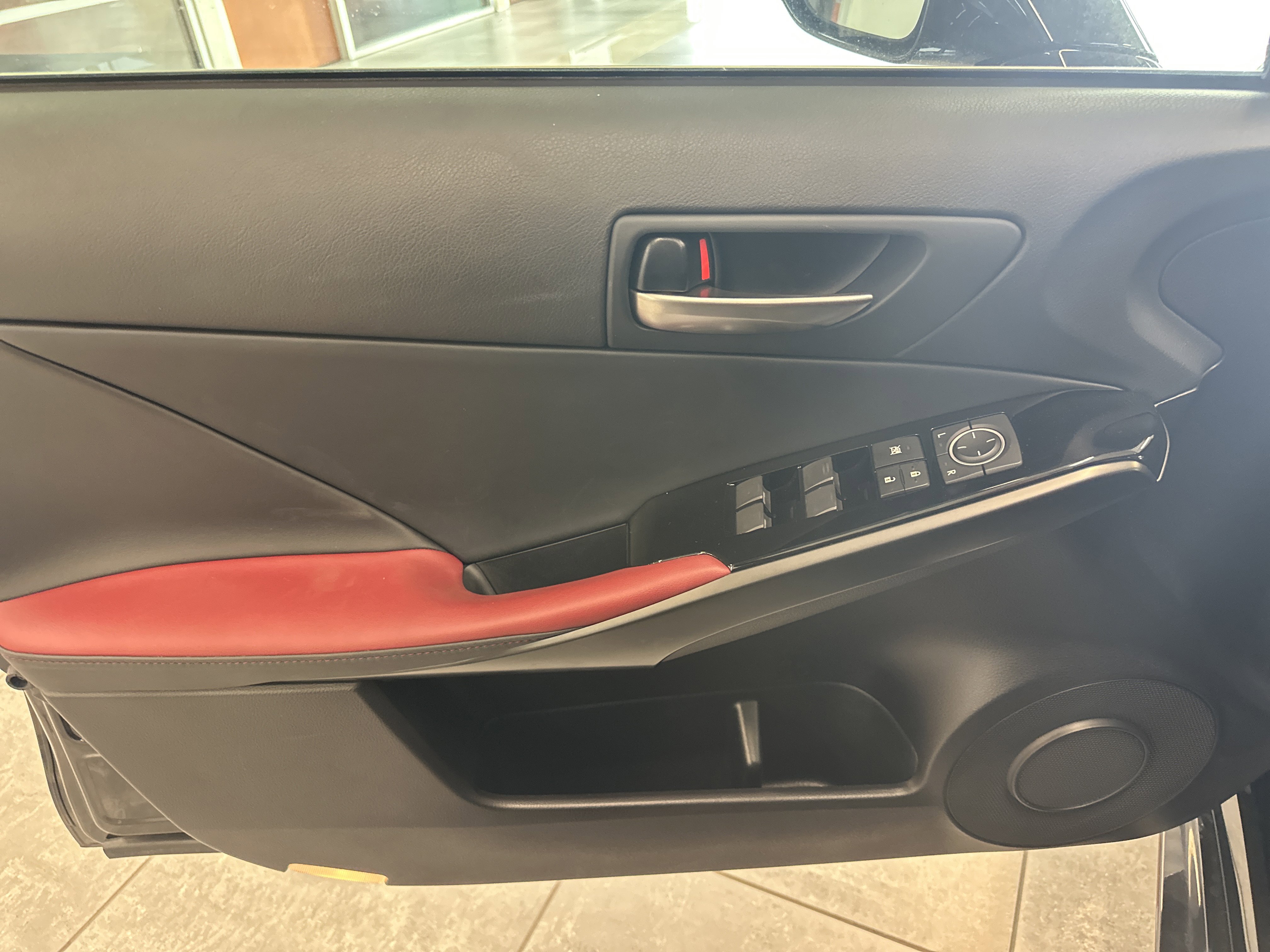 Used 2025 Lexus IS 350 F Sport image 19