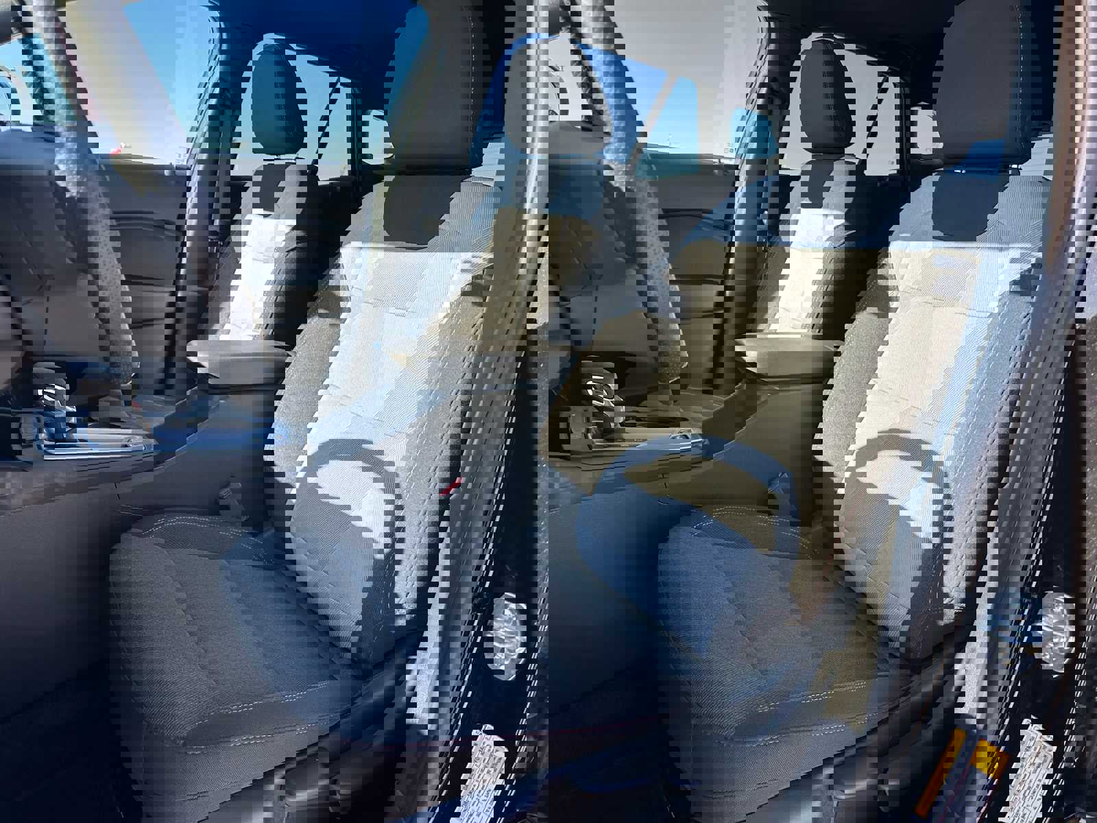 Used 2025 Chevrolet Trax RS w/ Sunroof Package image 21