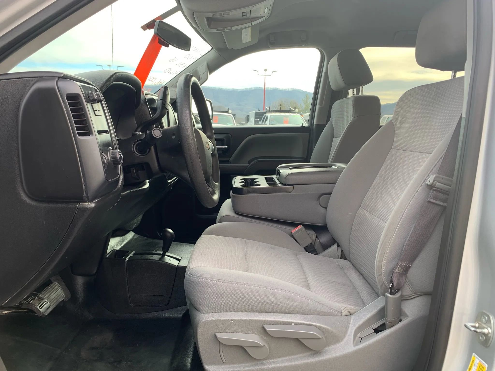 Used 2017 Chevrolet Silverado 1500 W/T image 5