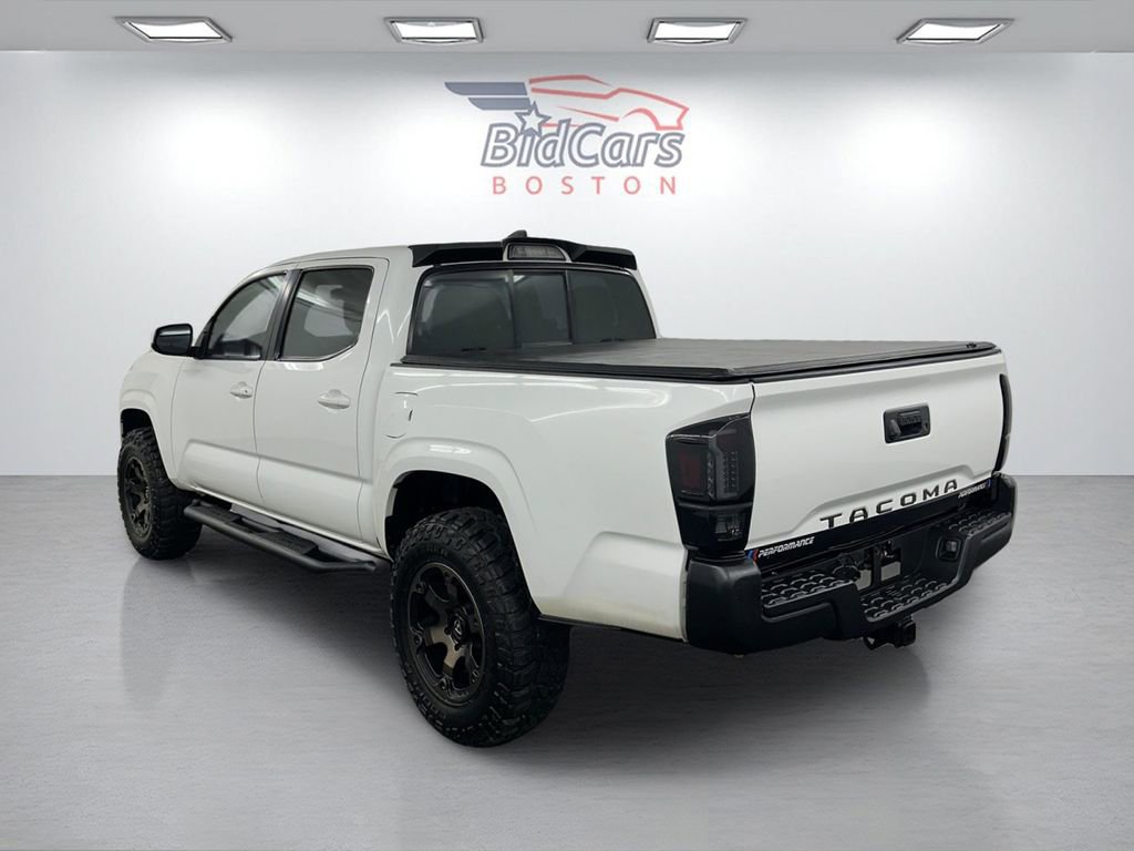 Used 2018 Toyota Tacoma SR w/ SR Convenience Package image 6