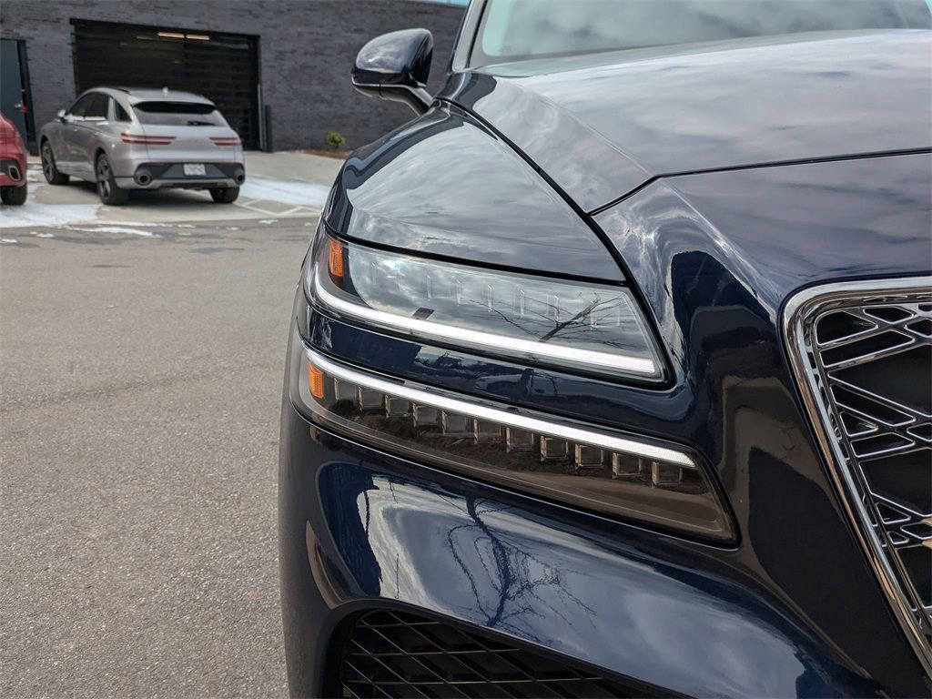 Used 2025 Genesis GV80 2.5T image 9