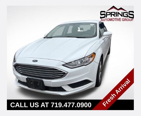 Used 2017 Ford Fusion SE w/ Fusion SE Technology Package FWD image 1