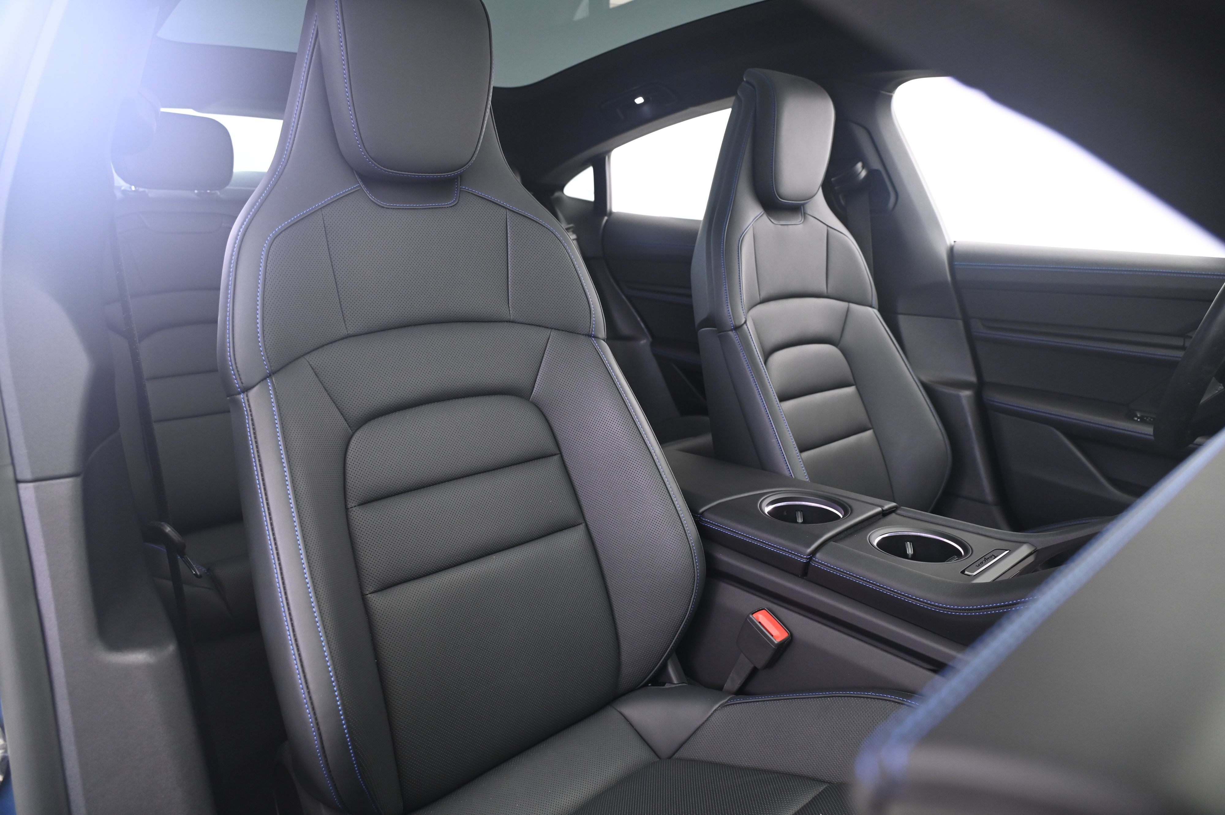Certified 2023 Porsche Taycan 4S AWD/4WD image 25