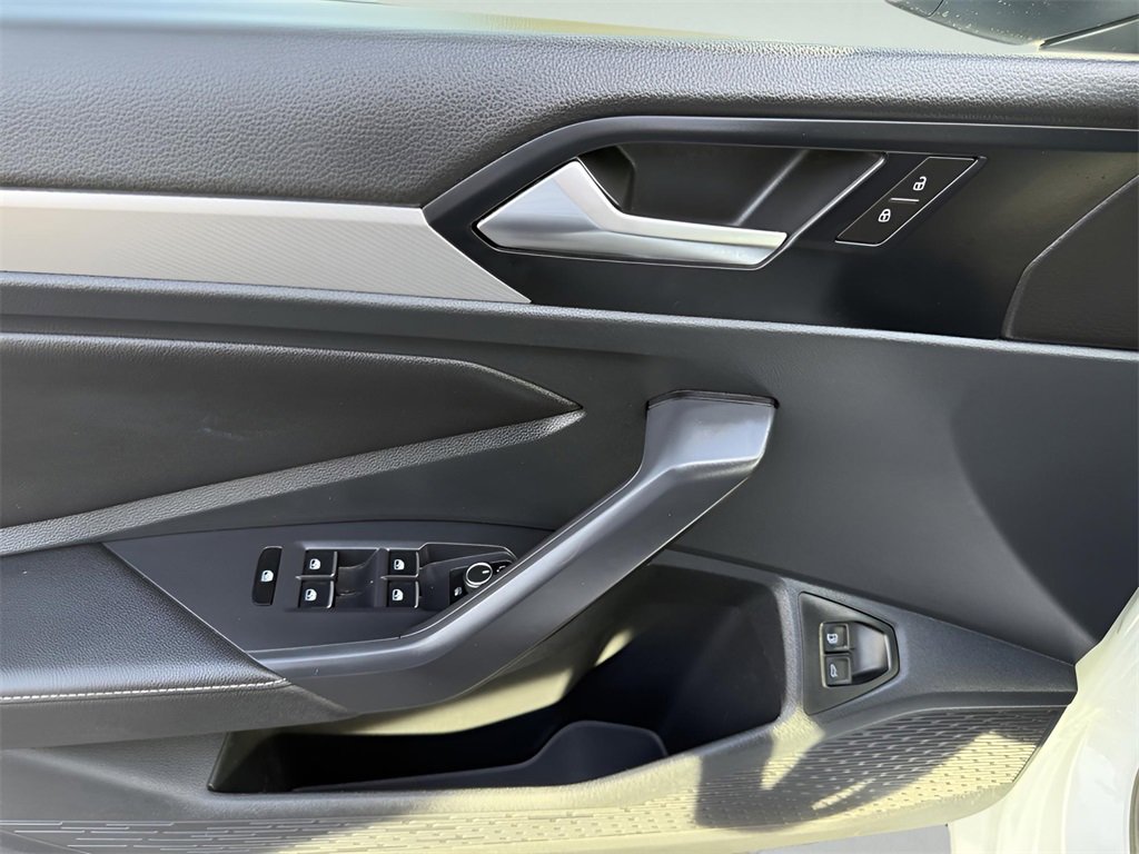 Used 2024 Volkswagen Jetta S image 10