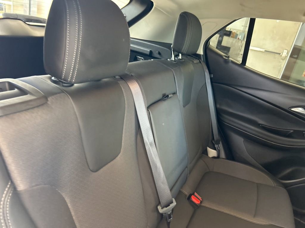 Used 2022 Buick Encore GX Select FWD image 26