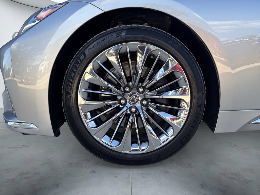 Used 2021 Lexus LS 500 RWD image 15