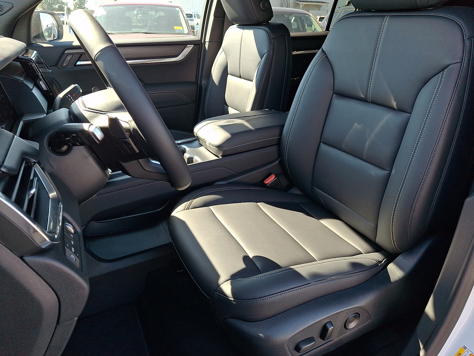 New 2027 GMC Acadia Elevation w/ Elevation Premium Package AWD/4WD image 7