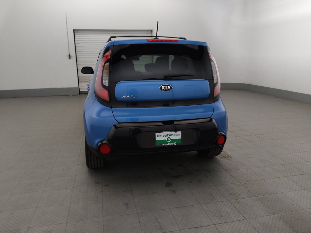 Used 2016 Kia Soul + w/ Designer's Package FWD image 6