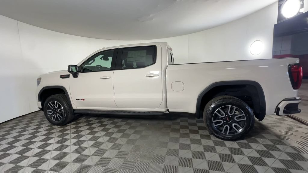 New 2026 GMC Sierra 1500 AT4 w/ AT4 Premium Package AWD/4WD image 6